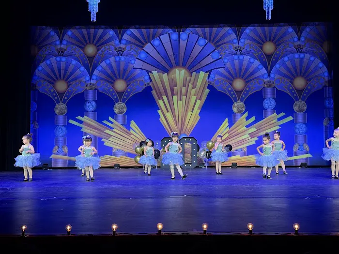 Triple Threat Performing Arts Picture 4