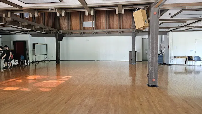 Della Davidson Performance Studio Picture 1