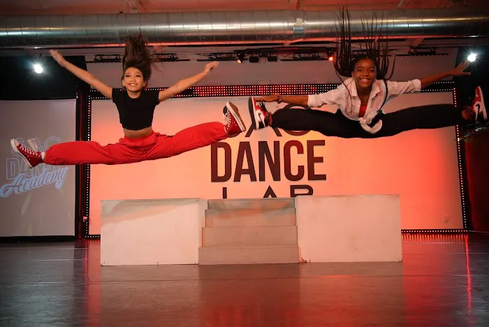 Sac Dance Lab Picture 5