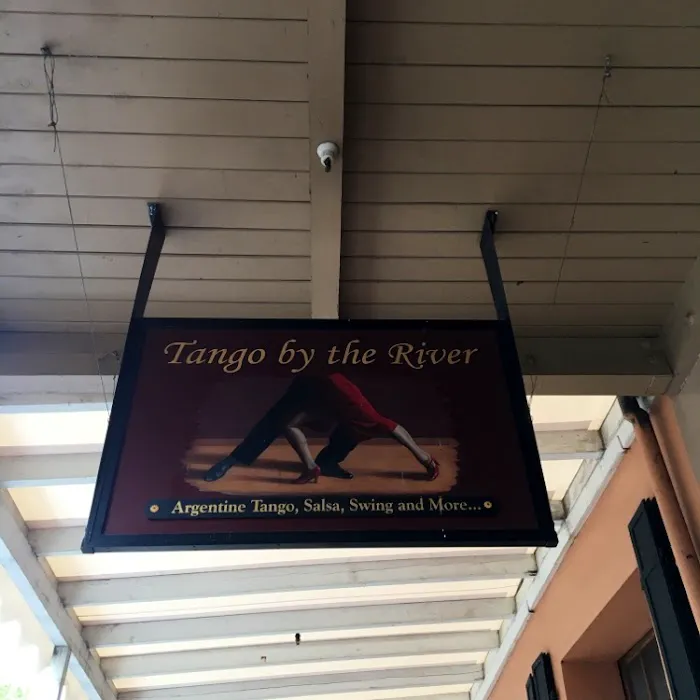 Tango By the River Picture 4