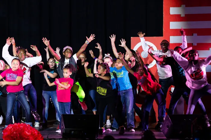 Studio T Arts & Entertainment Picture 6