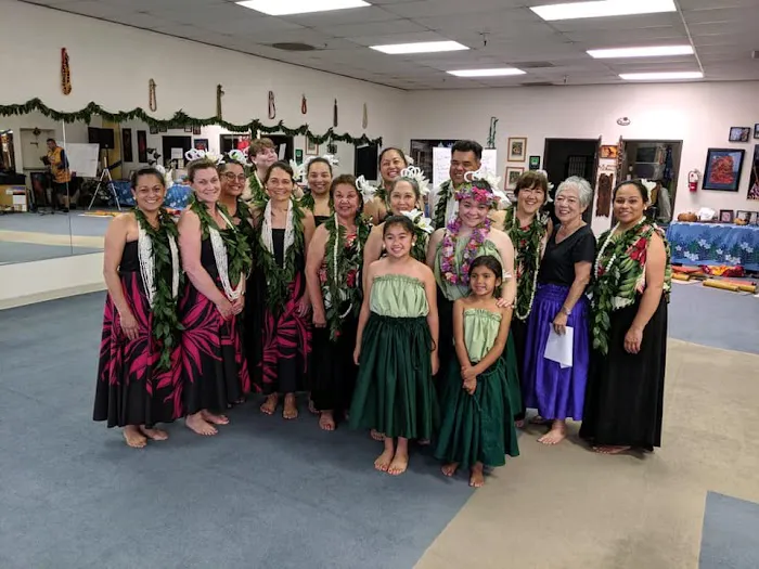 Ohana Dance Group / Kūhai Hālau O Kaponookalani Pā ‘Ōlapa Kahiko Picture 1