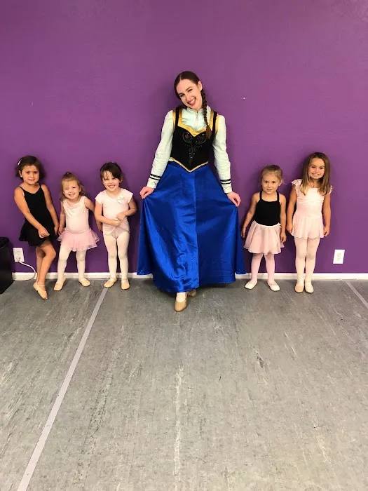 Fancy Feet Dance Academy & Parties Picture 2