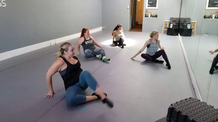 Dance Physique & Studio Rental Picture 3