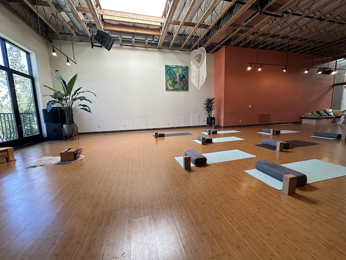 Anahata Yoga & Sound Picture 9
