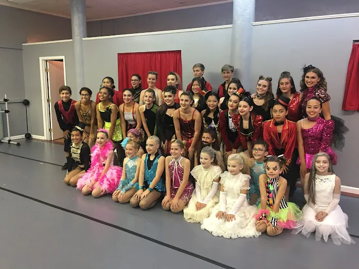 KM Dance Arts Studio Picture 3