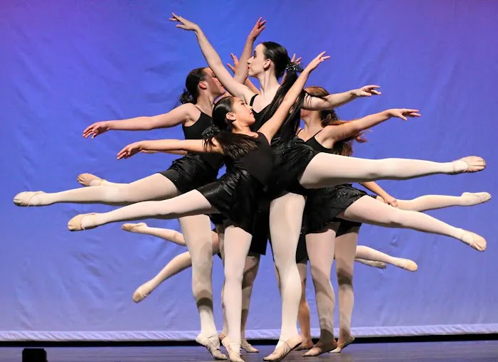 KM Dance Arts Studio Picture 2