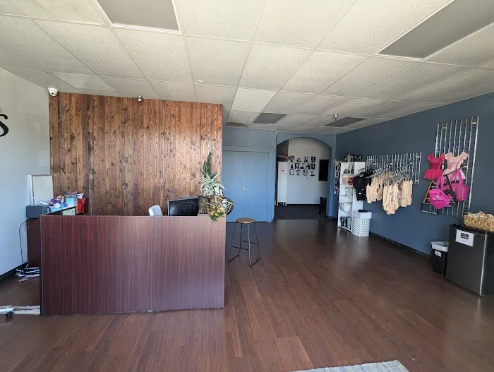 Ovations Dance Studio Picture 3