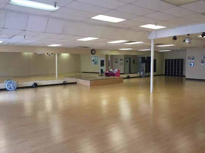 Dynamic Dance & Fitness Picture 4