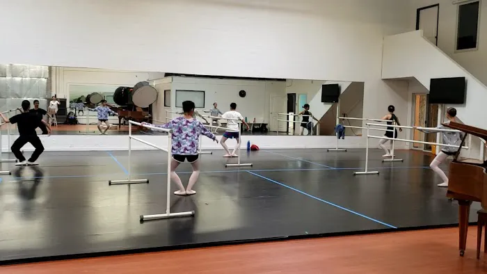 Galaxy Dance Arts Picture 2