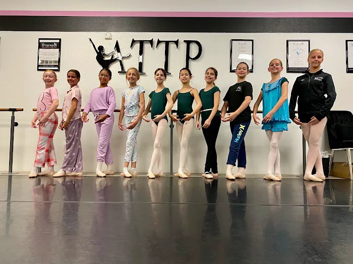 Arias to the Pointe Picture 9