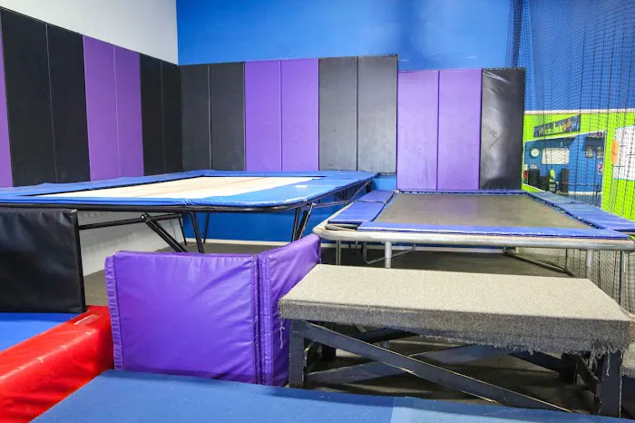 The Spot | Tumbling and Dance Picture 3