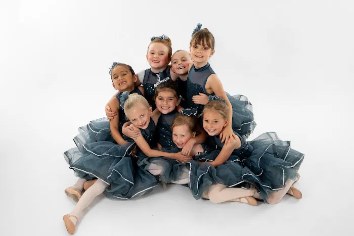 Reyha Dance Center Picture 8