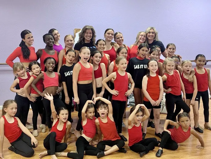 Twinkle Toes Dance Studio Picture 9