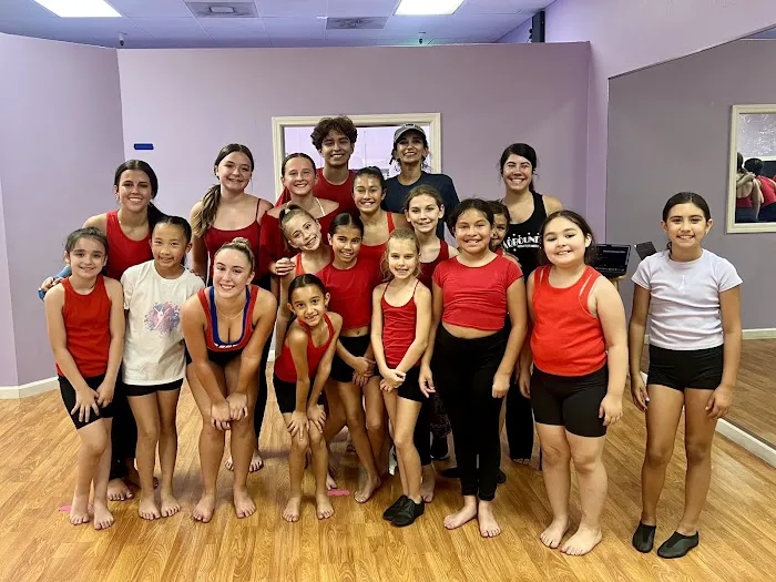 Twinkle Toes Dance Studio Picture 10