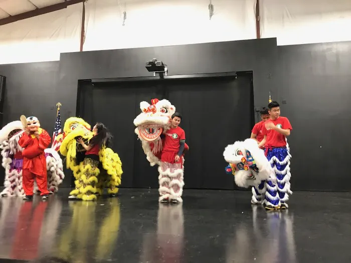 Van Hanh Lion Dance Team Picture 1