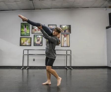 Holly Rochelle Dance Company