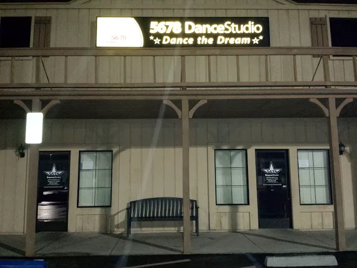 5678 Dance Studio Picture 3