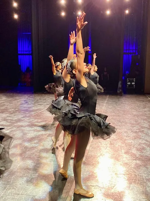 Footnotes Dance Studio Picture 2
