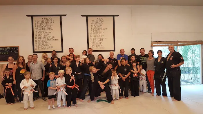 Hikari Ryuza Center Picture 5