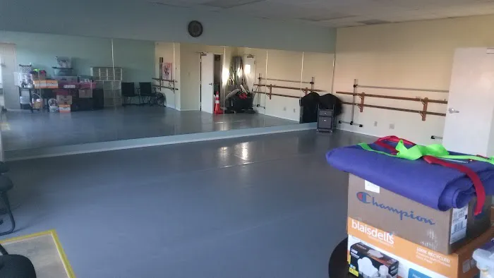 Dance Live Dream Center Picture 1