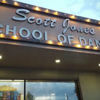 Scott Jones School of Dance ico