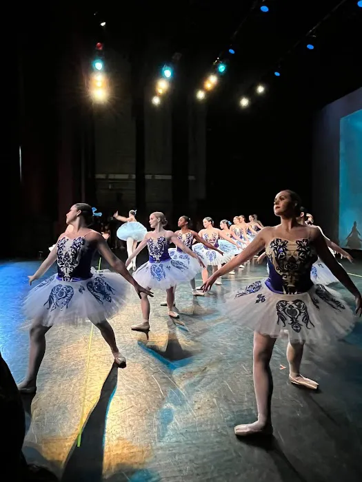 Barbara Thompson School-Dance Picture 8