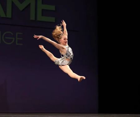 Barbara Thompson School-Dance
