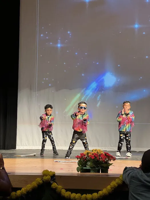 Nrithik Dance Academy Picture 5