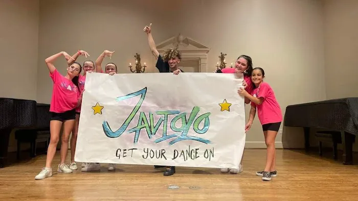 Javiolo Hip Hop Dance Classes Picture 3
