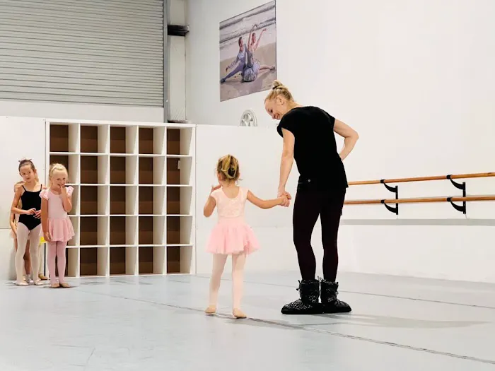 Jax City Ballet School Picture 6