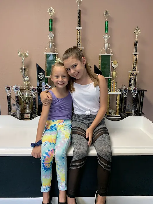 Jessica Dominey School-Dance Picture 3