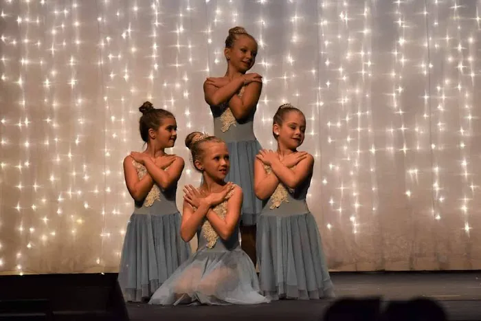 Jessica Dominey School-Dance Picture 7