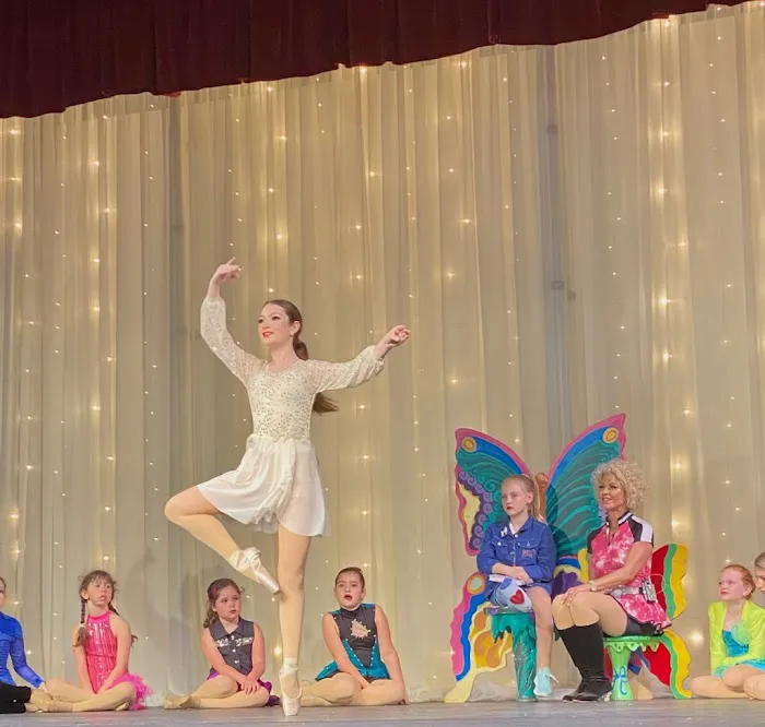 Christina's Dance World Picture 1