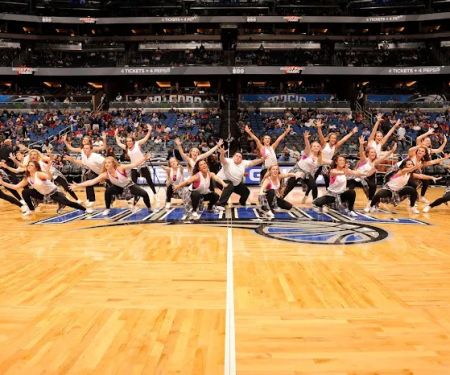 Showtime USA - Hip Hop Dance Team