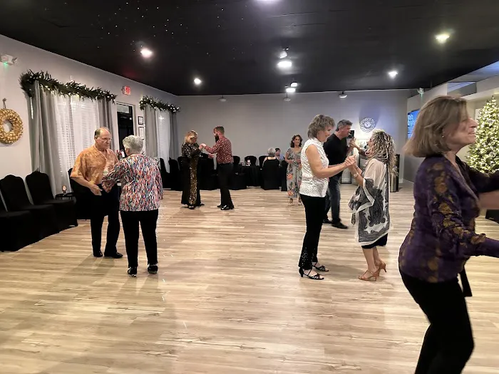 First Class Dance Picture 9