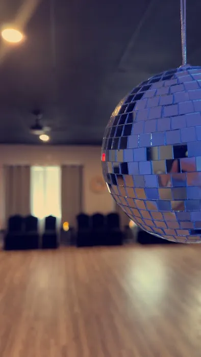 First Class Dance Picture 4