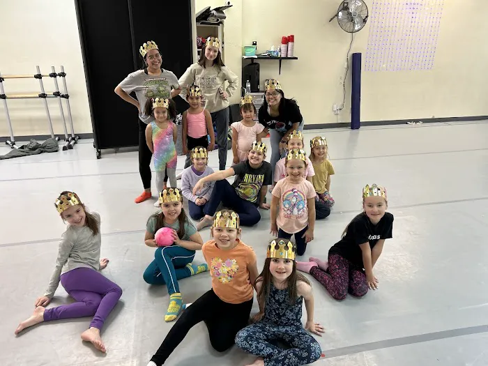 Roots Dance Center Picture 4