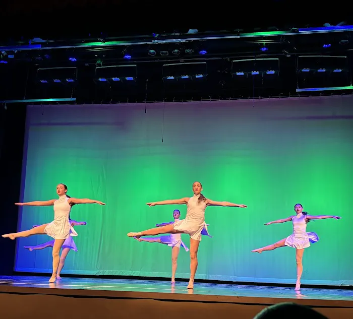 Roots Dance Center Picture 5