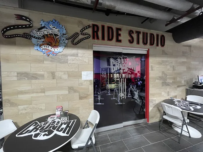 Crunch Fitness - Channelside Picture 7