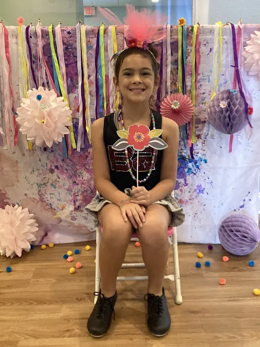 Ms. Lisa's Dance Picture 6
