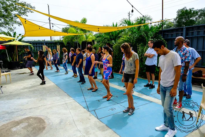 Tonos Latin Dance Picture 7