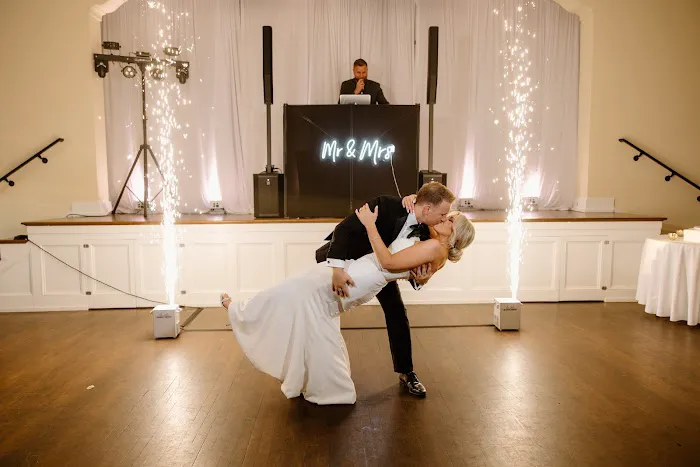 The Real Ballroom Dance Studio Picture 2