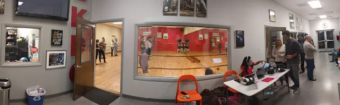 Salsa Caliente Dance Studio Picture 2