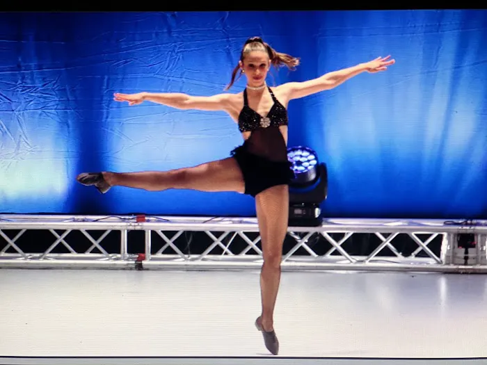 Alessi Dance Factory Picture 3