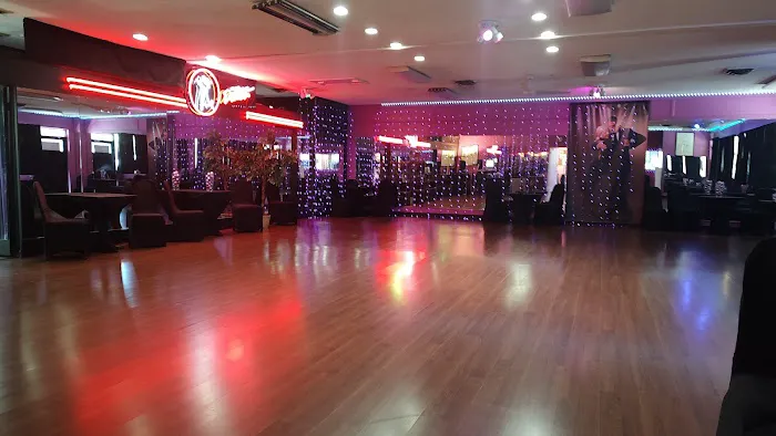 Hip Twist Dance Studio Picture 1