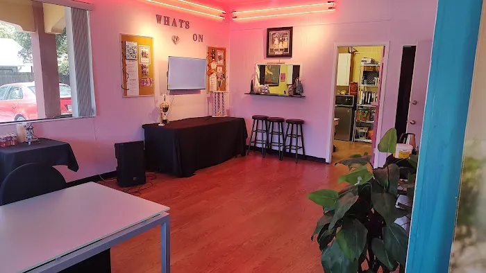 Hip Twist Dance Studio Picture 3