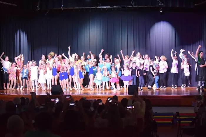 MZ Dance Company Picture 4