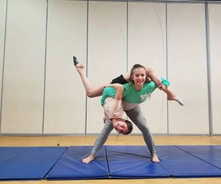 Song and Dance Inc
