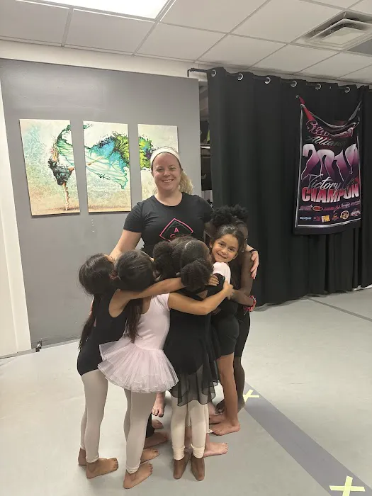 Ashley Grimes Dance Collective Picture 3